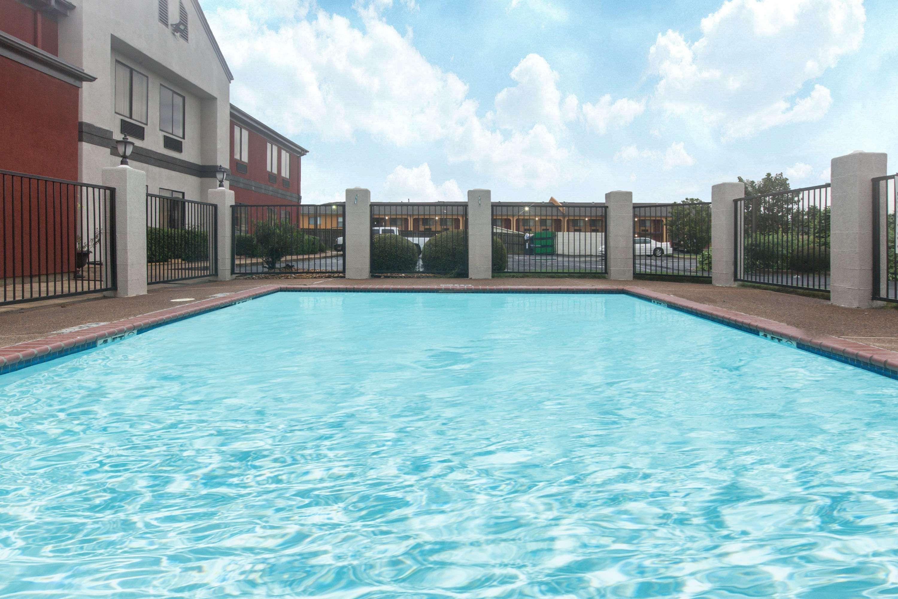 Motel Super 8 By Wyndham Southaven Exterior foto